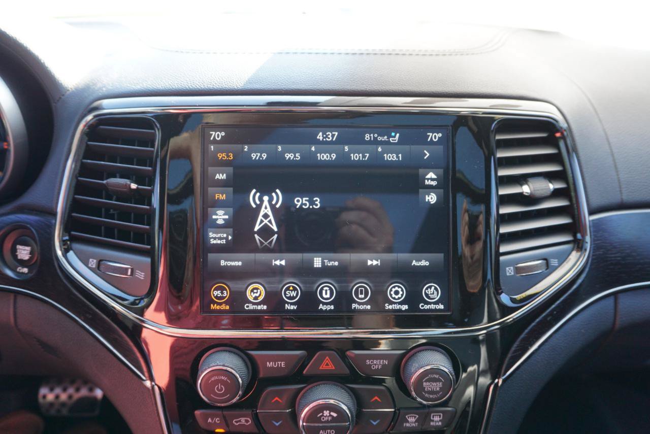 Used 2019 Jeep Grand Cherokee High Altitude AWD/4WD image 13