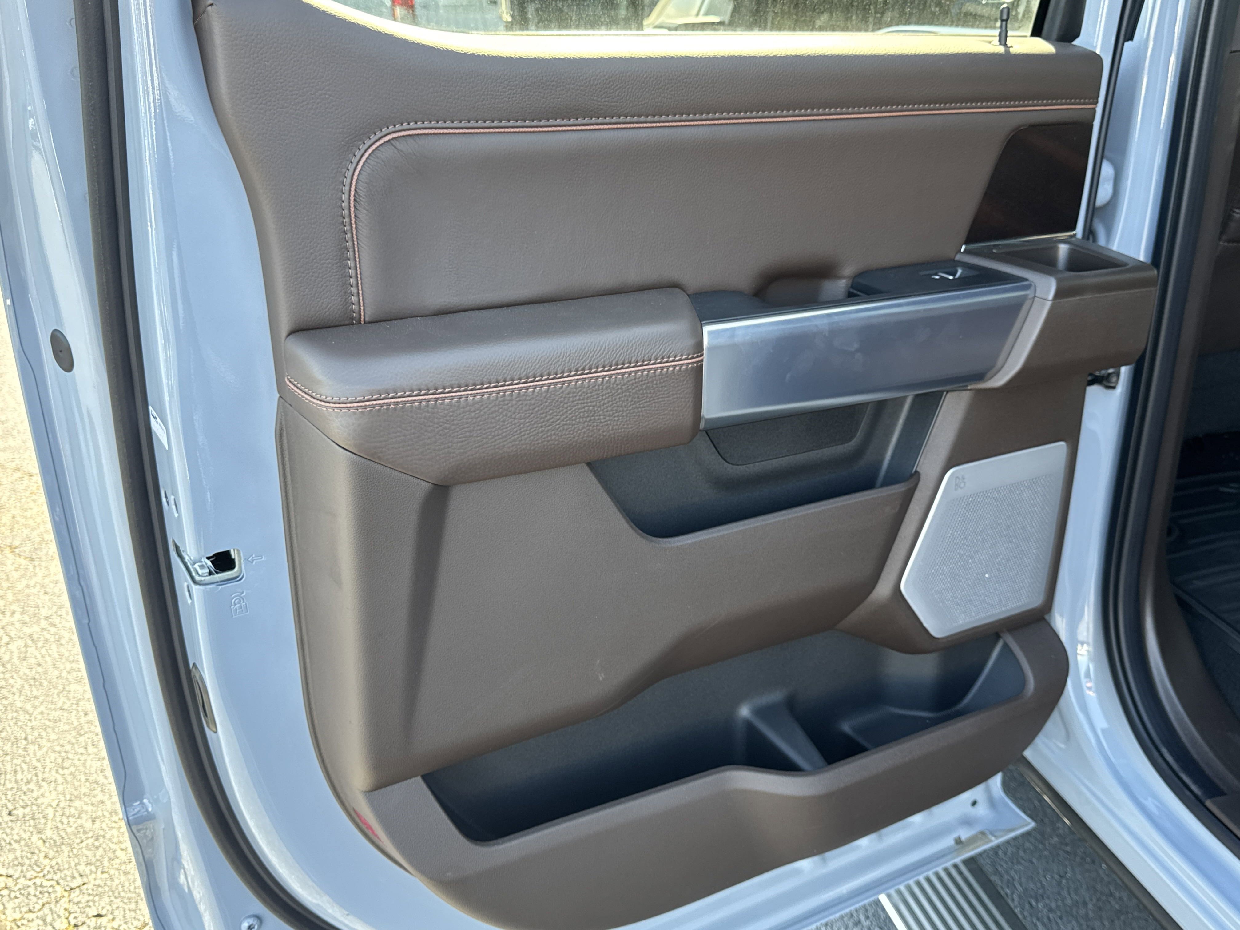 New 2025 Ford F250 King Ranch w/ Chrome Package image 25