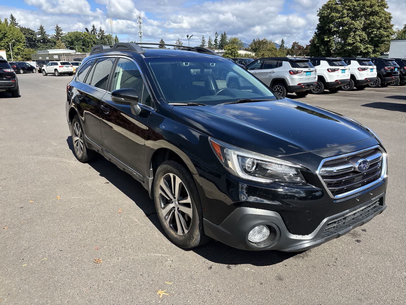 Used 2018 Subaru Outback 2.5i Limited AWD/4WD image 6