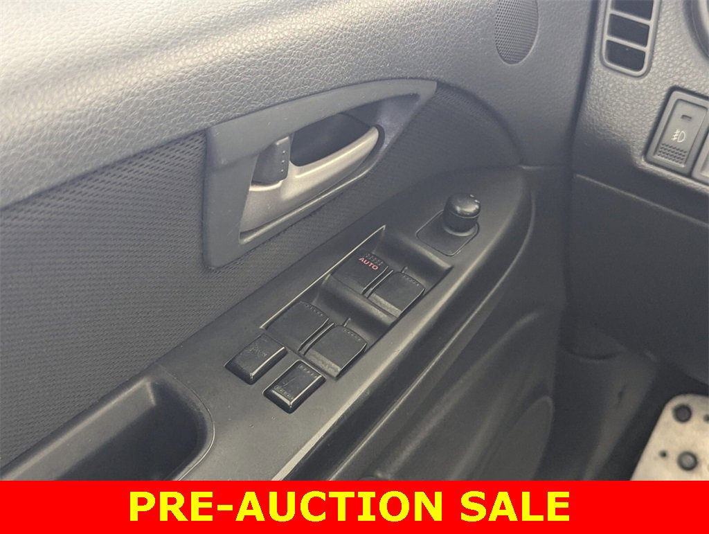 Used 2011 Suzuki SX4 AWD Hatchback image 16