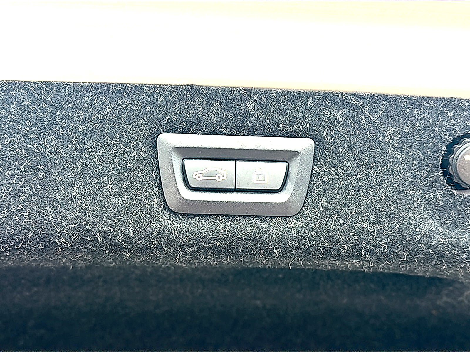 Used 2019 BMW 530i w/ Convenience Package RWD image 24
