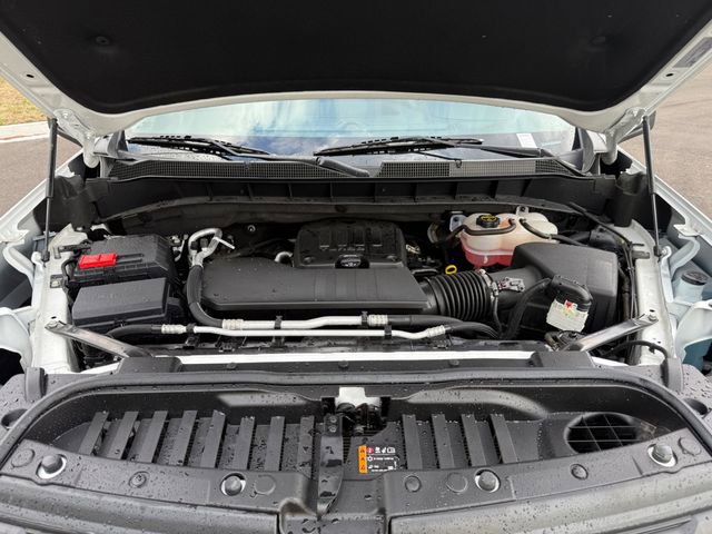 Used 2024 Chevrolet Silverado 1500 Custom image 12