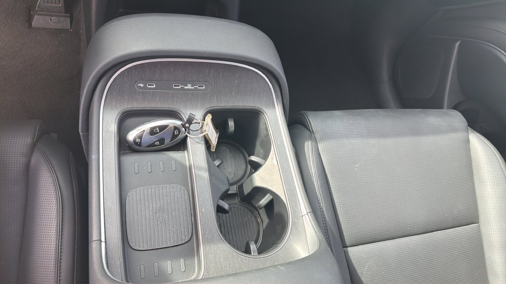 Used 2026 Hyundai Palisade SEL FWD image 21