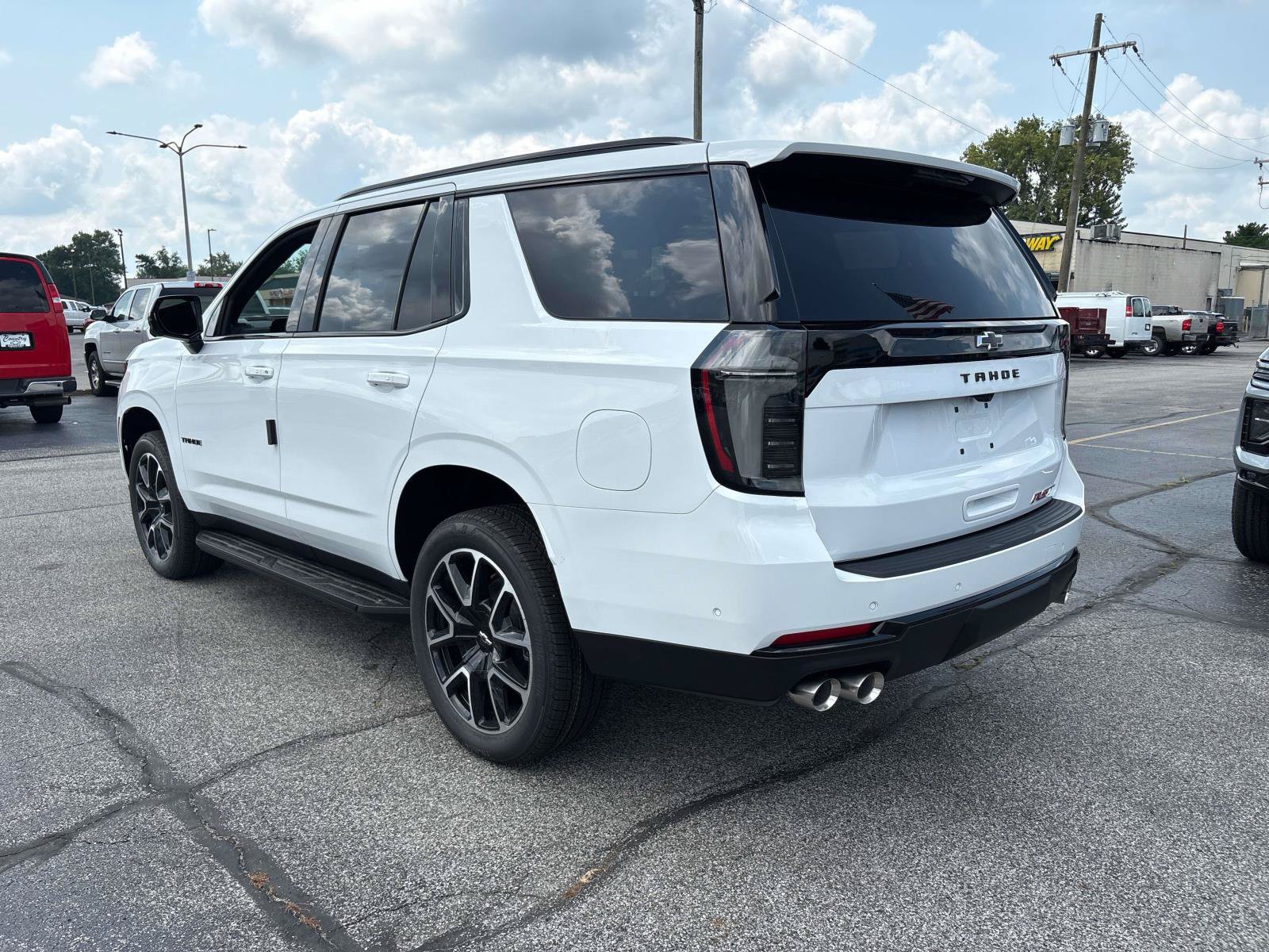 New 2026 Chevrolet Tahoe RST w/ RST Capability Package AWD/4WD image 3