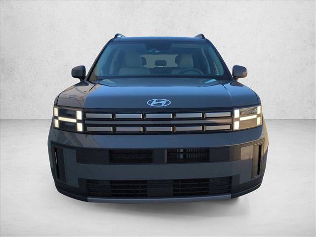 Used 2025 Hyundai Santa Fe SEL FWD image 2
