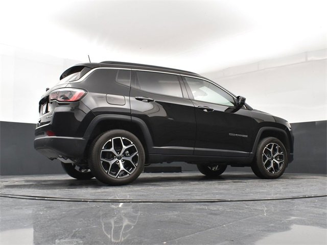 New 2026 Jeep Compass Limited w/ Mopar All Weather Package image 24