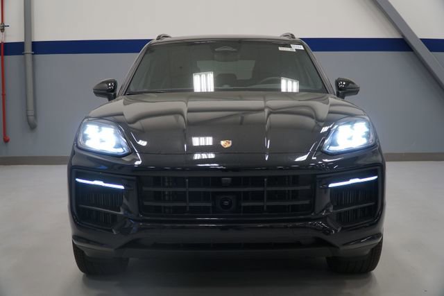 New 2026 Porsche Cayenne image 13