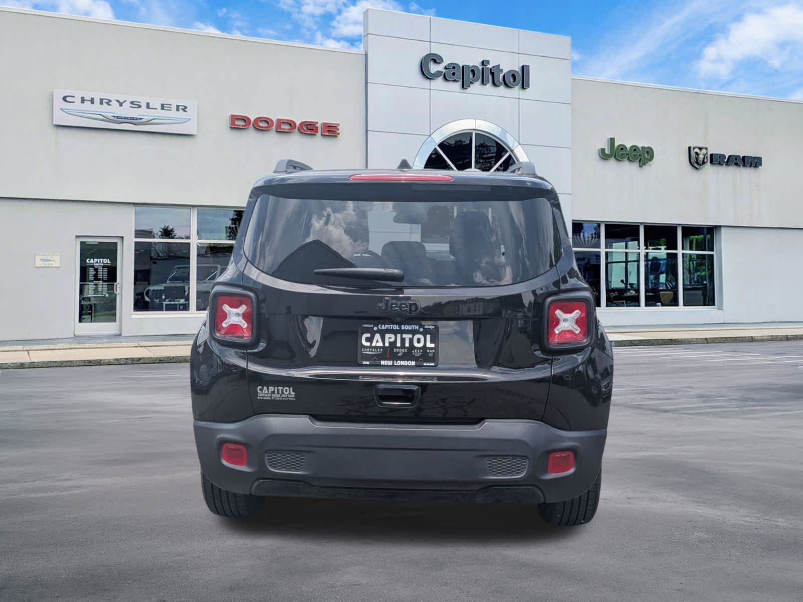 Certified 2020 Jeep Renegade Altitude FWD image 4