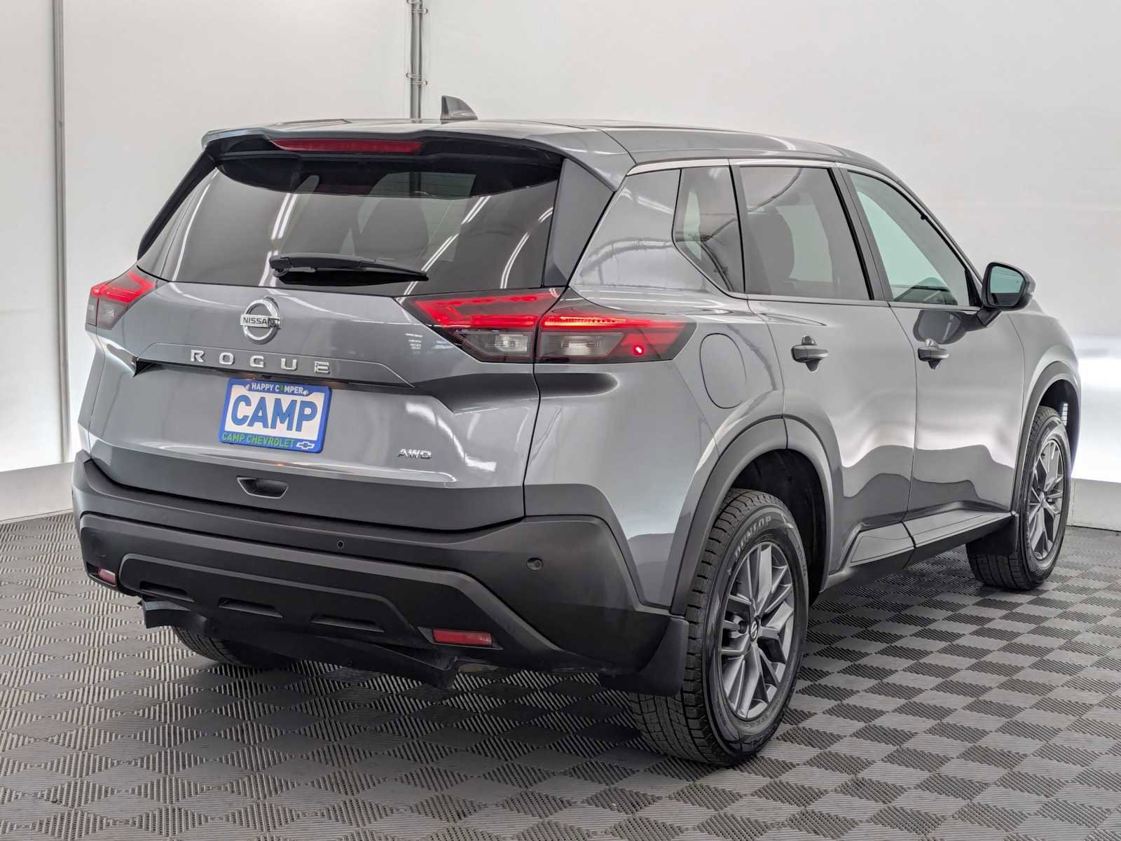 Used 2021 Nissan Rogue S AWD/4WD image 6