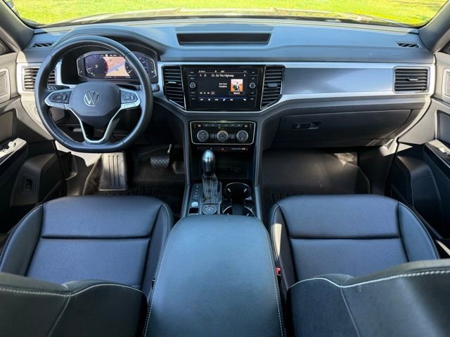 Used 2021 Volkswagen Atlas Cross Sport SEL image 19