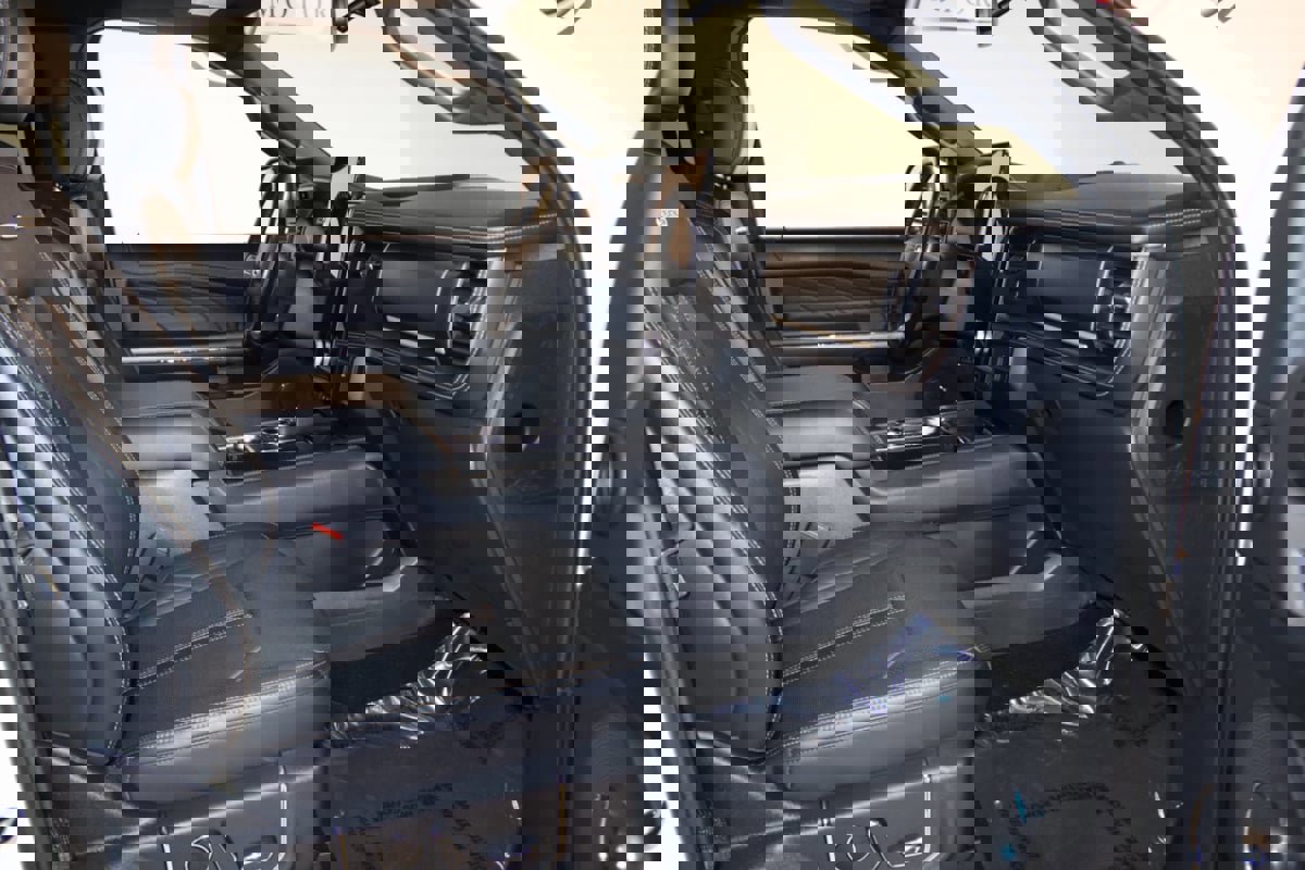 Used 2023 Ford Expedition Max Platinum image 64