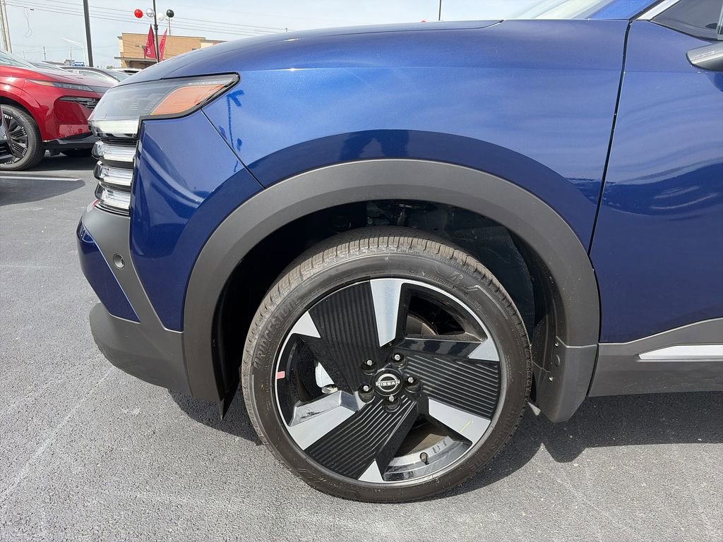 New 2026 Nissan Kicks SR w/ Cold Weather Package AWD/4WD image 10