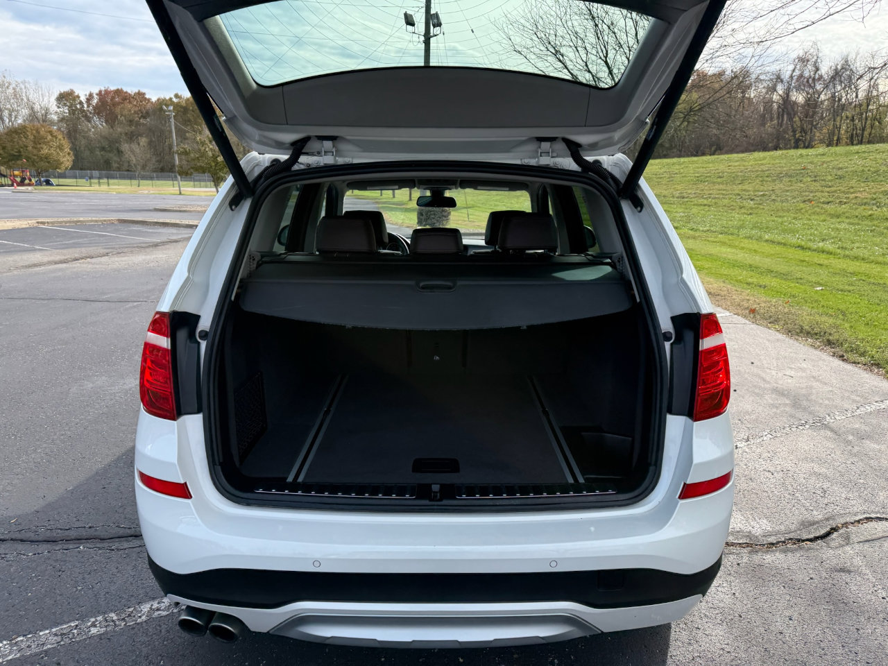 Used 2017 BMW X3 xDrive28i image 13