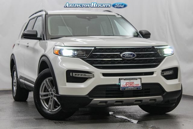 Certified 2023 Ford Explorer XLT w/ Equipment Group 202A AWD/4WD image 1