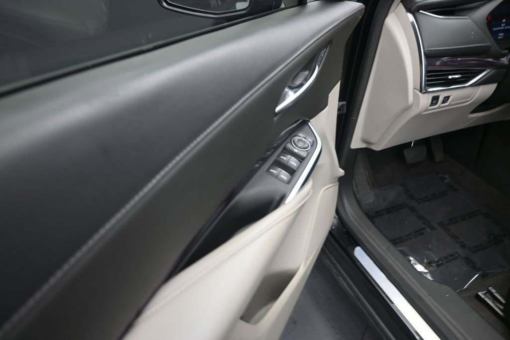 Used 2023 Cadillac XT4 Luxury FWD image 10