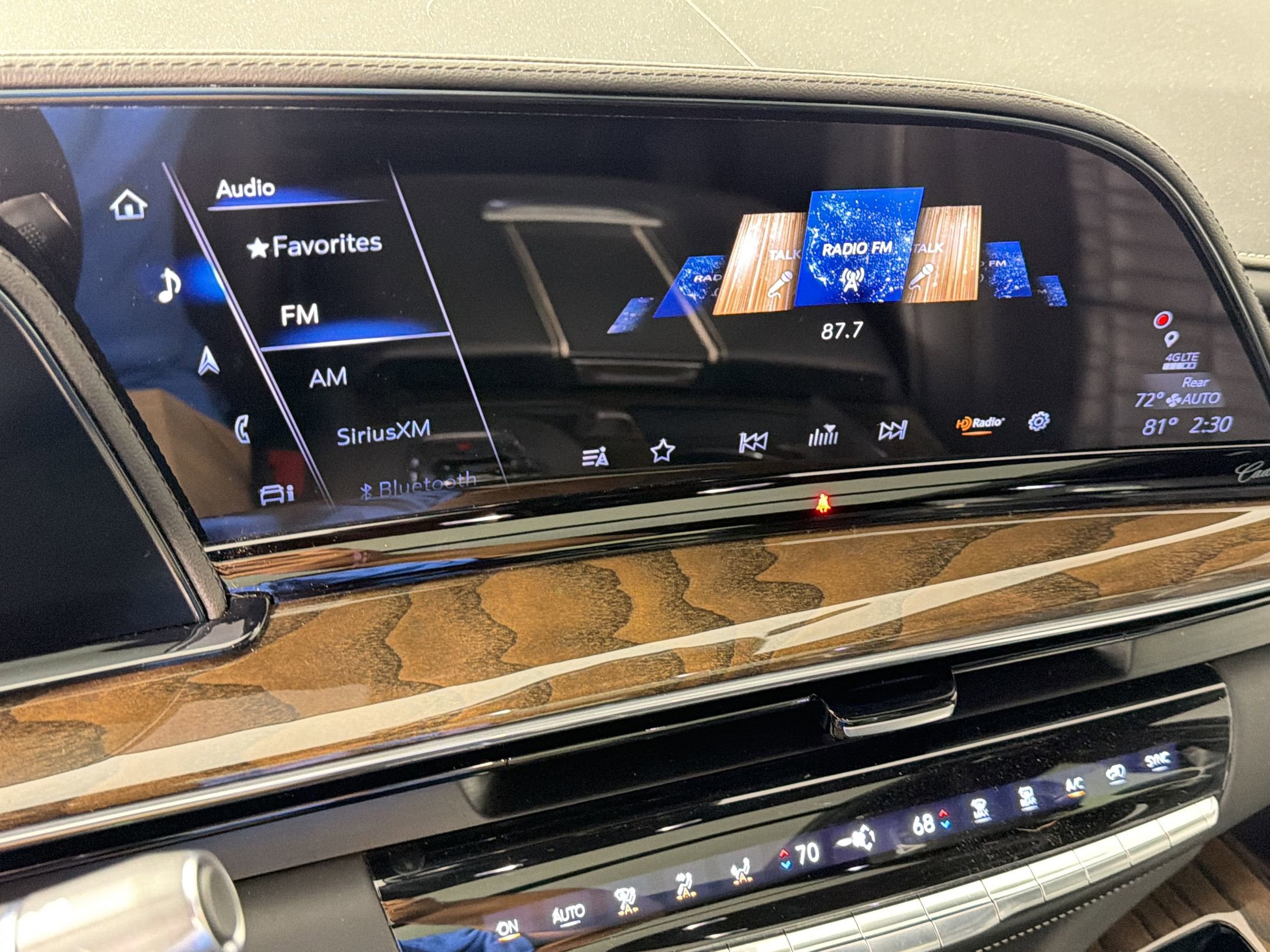 Used 2023 Cadillac Escalade Sport Platinum w/ Heavy-Duty Trailer Package image 23