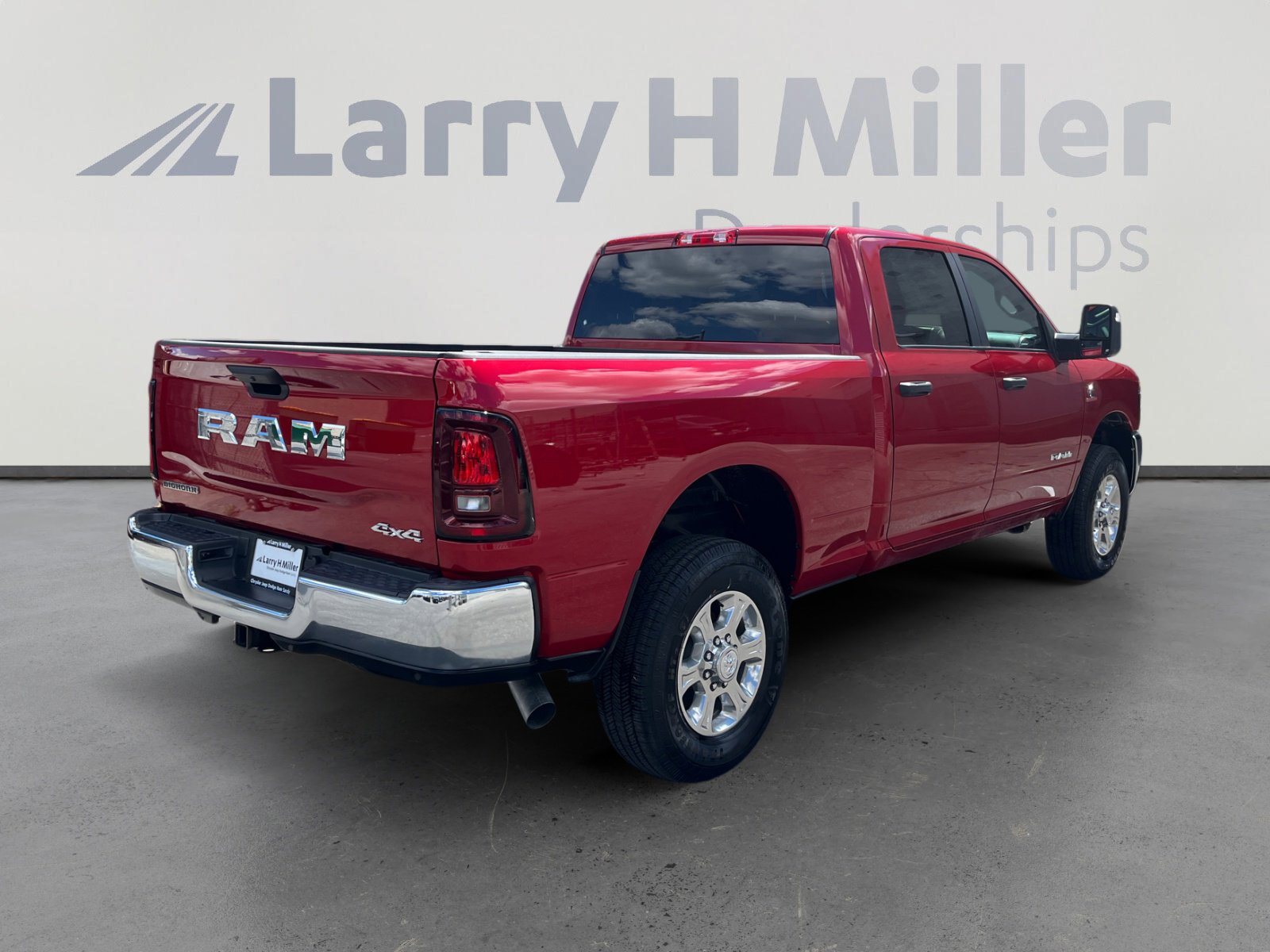 New 2025 RAM 2500 Big Horn AWD/4WD image 5