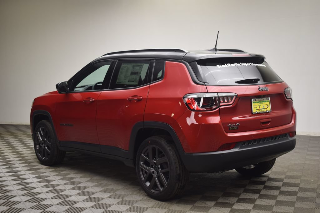 New 2026 Jeep Compass Limited w/ Sun, Sound & Navigation Group AWD/4WD image 12