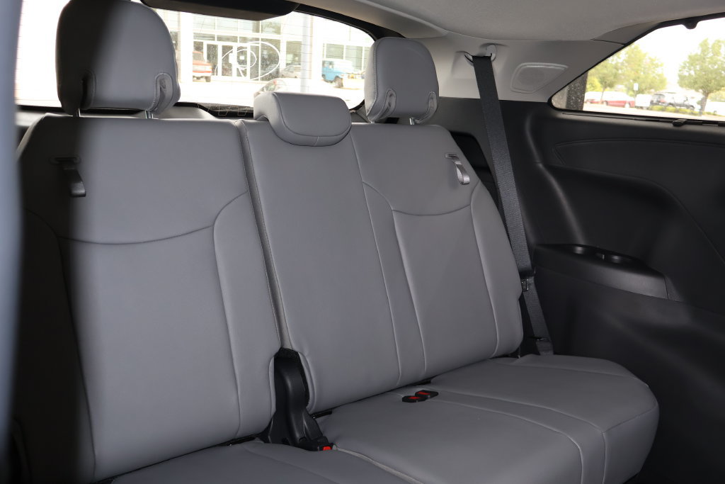 New 2026 Toyota Sienna XLE AWD/4WD image 54