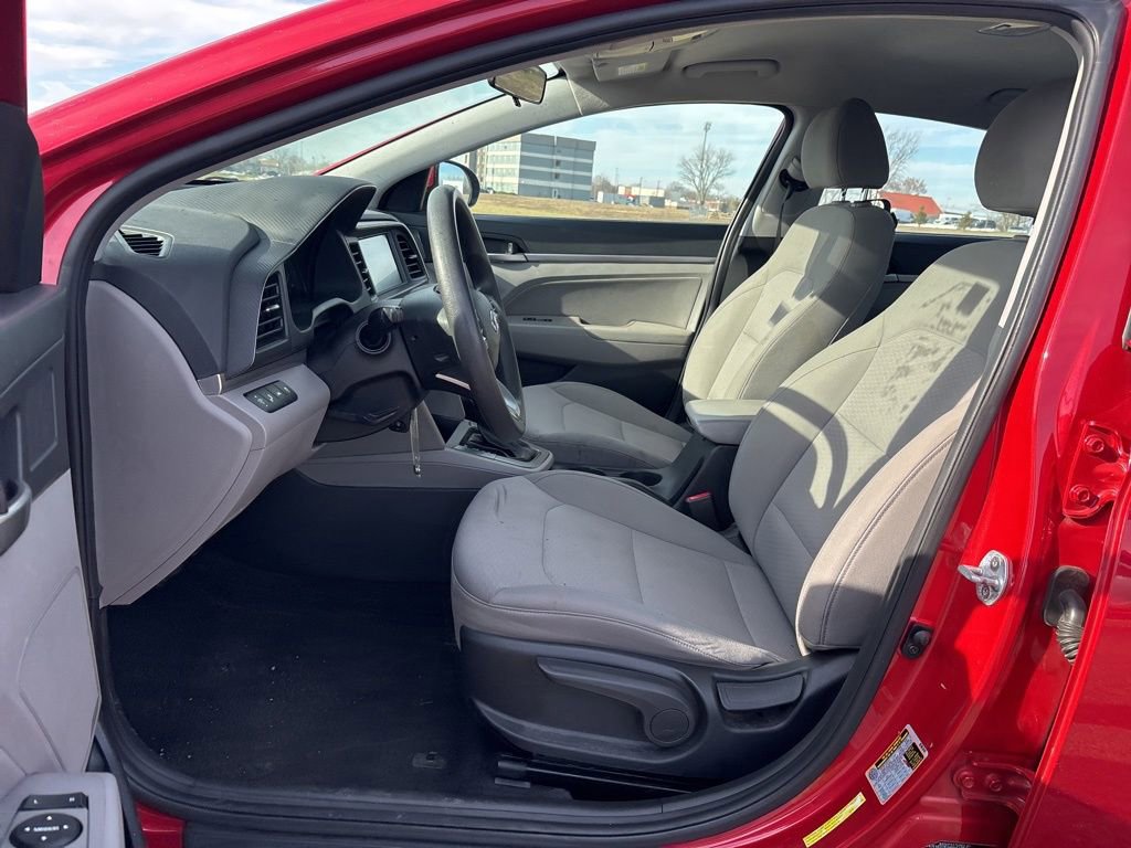Used 2020 Hyundai Elantra SEL image 12