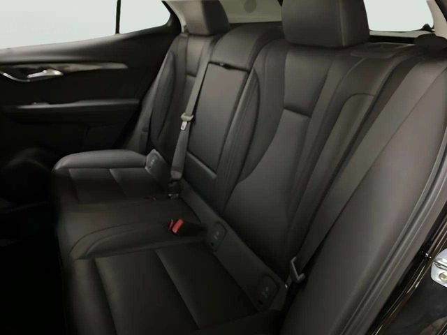 Used 2024 Buick Envision Preferred AWD/4WD image 64