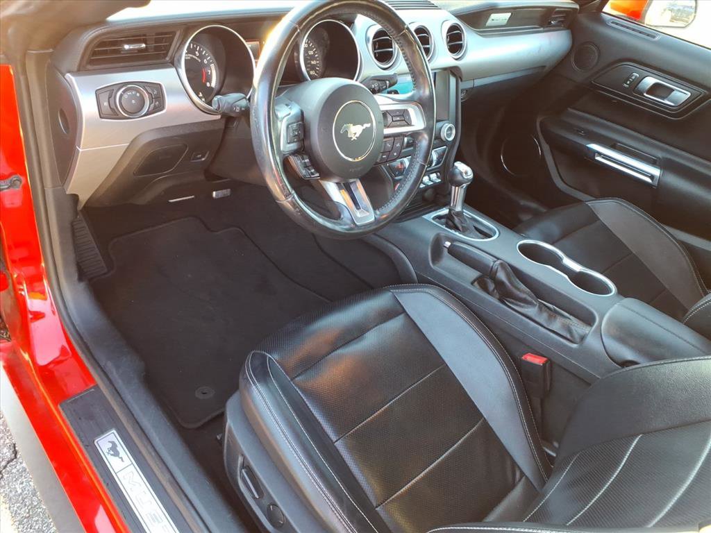 Used 2021 Ford Mustang Premium RWD image 6