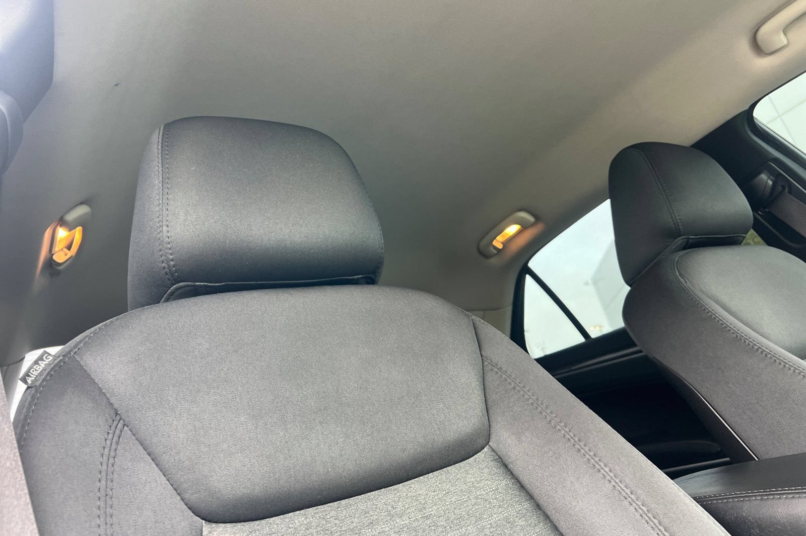 Used 2019 Chrysler 300 Touring RWD image 16