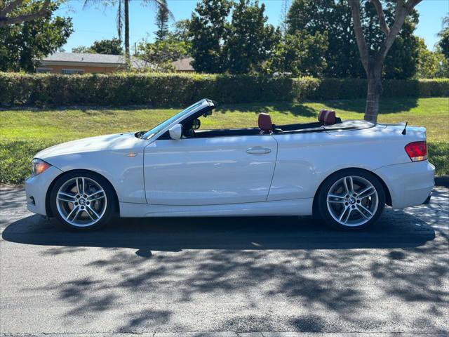 Used 2013 BMW 135i Convertible image 4