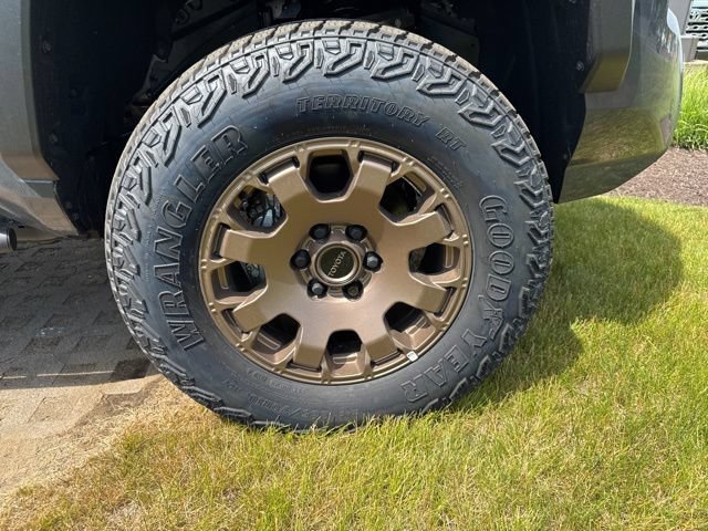 New 2026 Toyota Tacoma Trailhunter AWD/4WD image 4