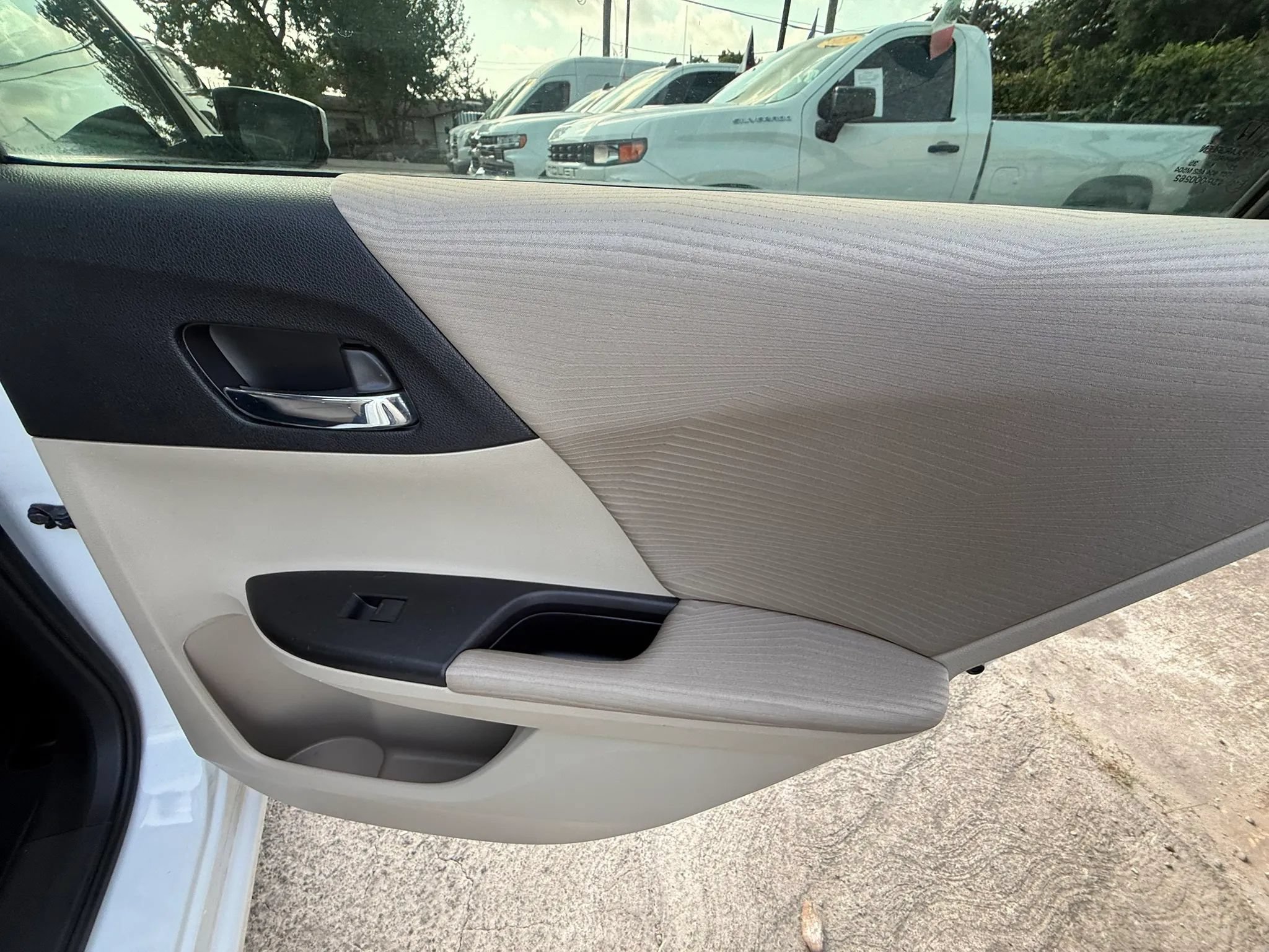 Used 2015 Honda Accord LX image 21