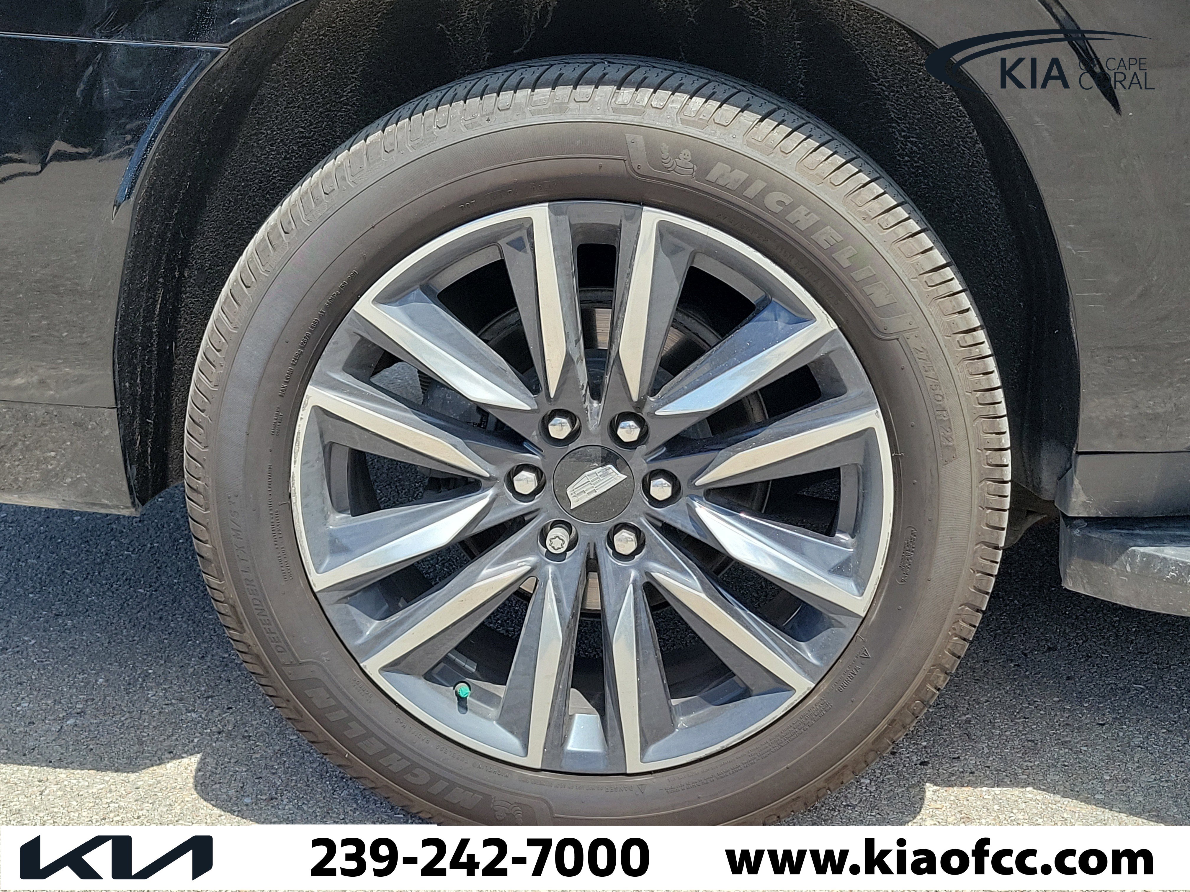 Used 2022 Cadillac Escalade ESV Sport w/ Touring Package RWD image 8