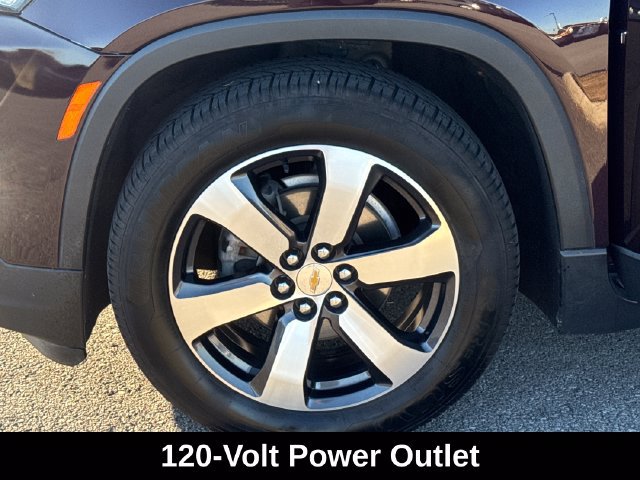 Used 2022 Chevrolet Traverse LT w/ LT Premium Package AWD/4WD image 33
