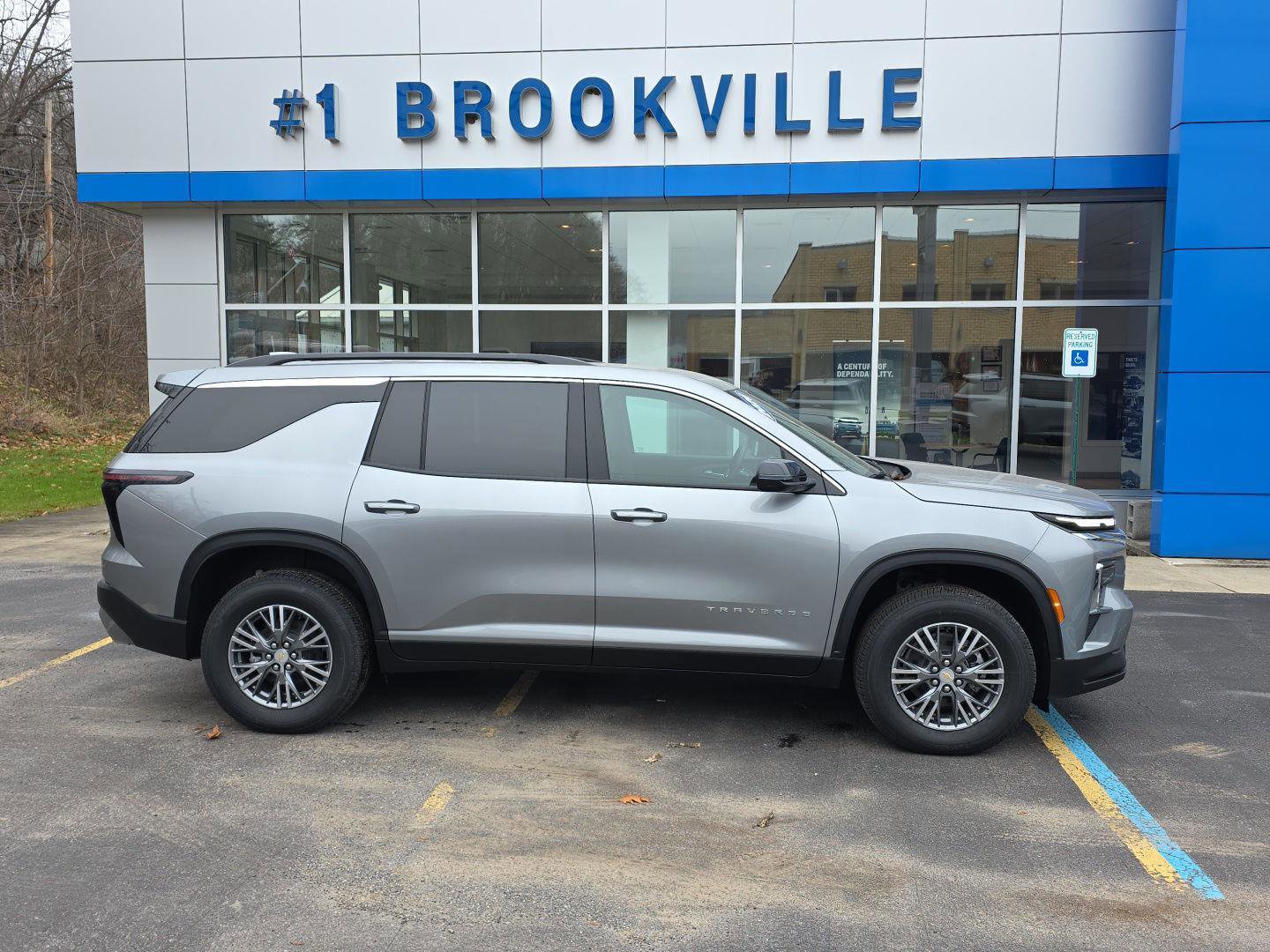 New 2026 Chevrolet Traverse LT