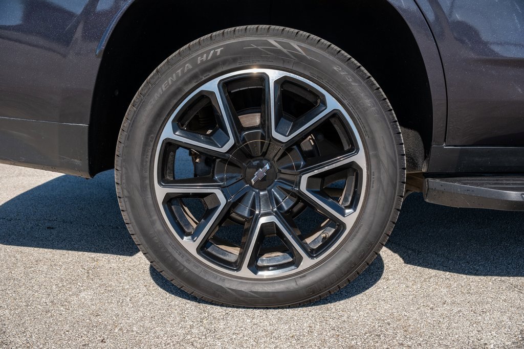 Used 2023 Chevrolet Tahoe RST image 9