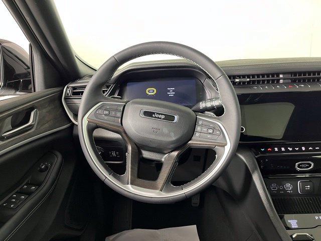 Used 2026 Jeep Grand Cherokee L 4WD image 20