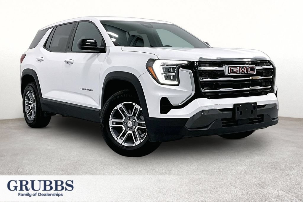 Used 2025 GMC Terrain Elevation