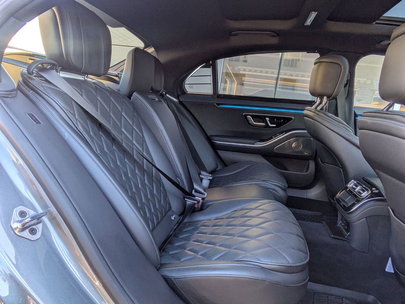 Used 2022 Mercedes-Benz S 580 4MATIC Sedan image 17