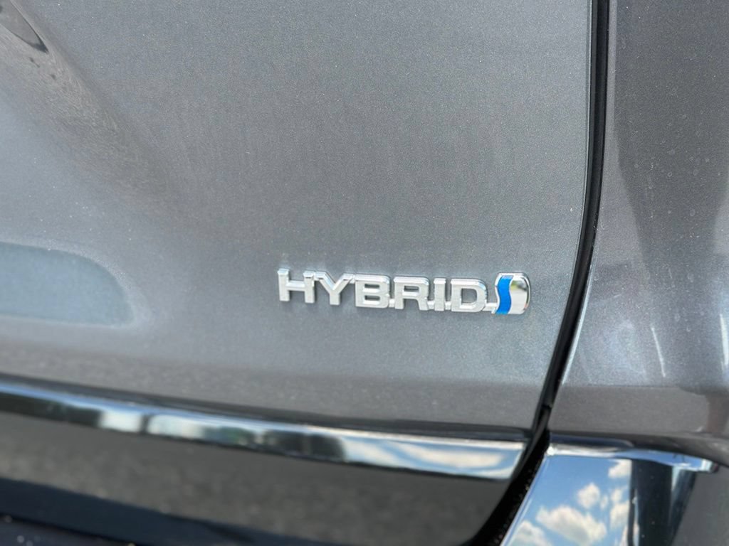 Used 2020 Toyota RAV4 XSE w/ All Weather Liner Package AWD/4WD image 41