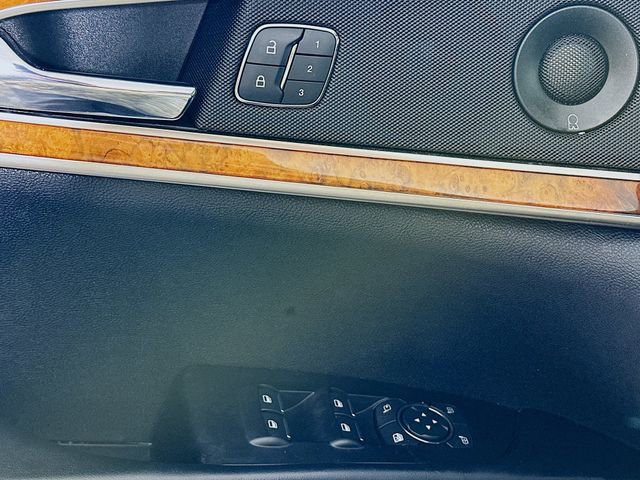 Used 2020 Lincoln Nautilus Reserve w/ Equipment Group 201A image 19