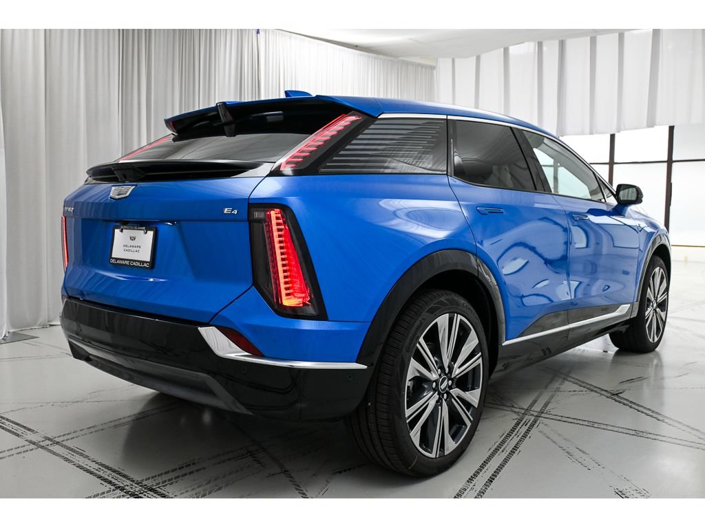 New 2027 Cadillac Optiq Premium Luxury AWD/4WD image 7