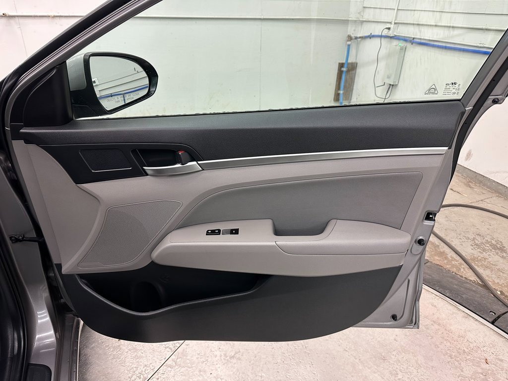 Used 2020 Hyundai Elantra Value Edition image 28