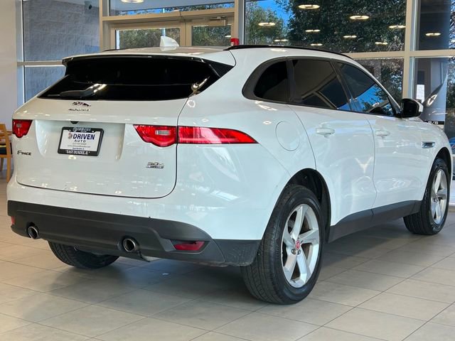 Used 2018 Jaguar F-PACE Premium image 12