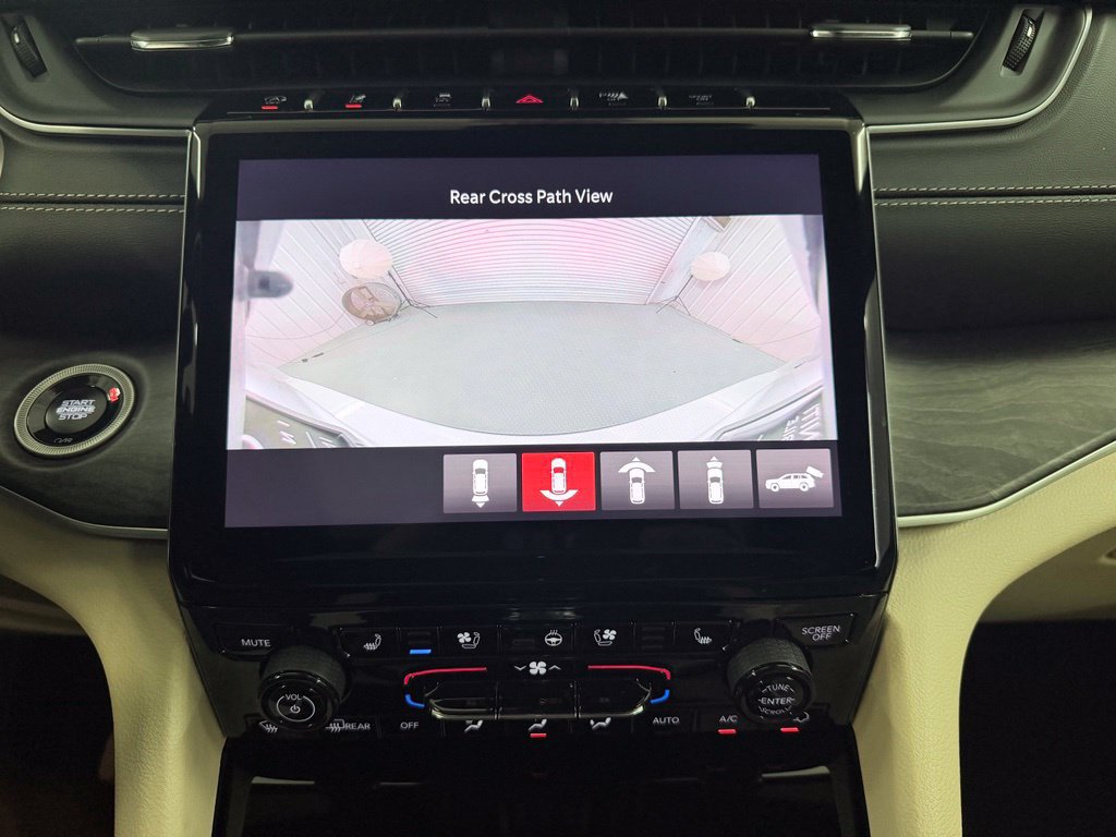 Used 2025 Jeep Grand Cherokee L Limited w/ Luxury Tech Group II RWD image 17