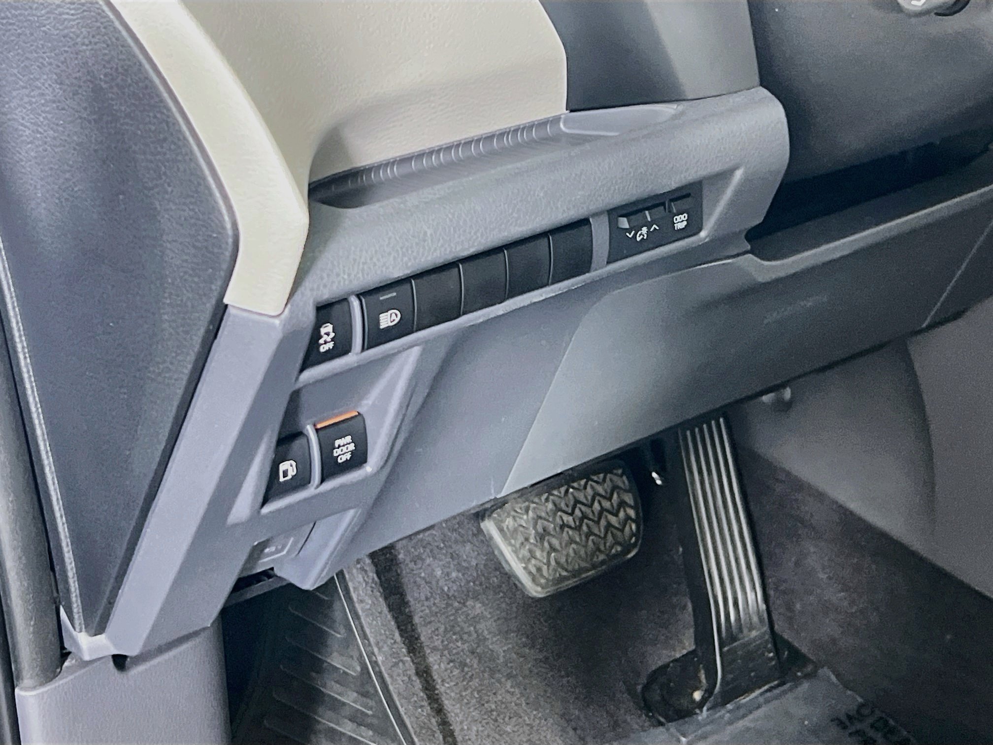 Used 2021 Toyota Sienna Limited AWD/4WD image 10