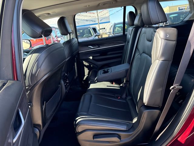 Used 2023 Jeep Grand Cherokee L Limited w/ Luxury Tech Group II image 23