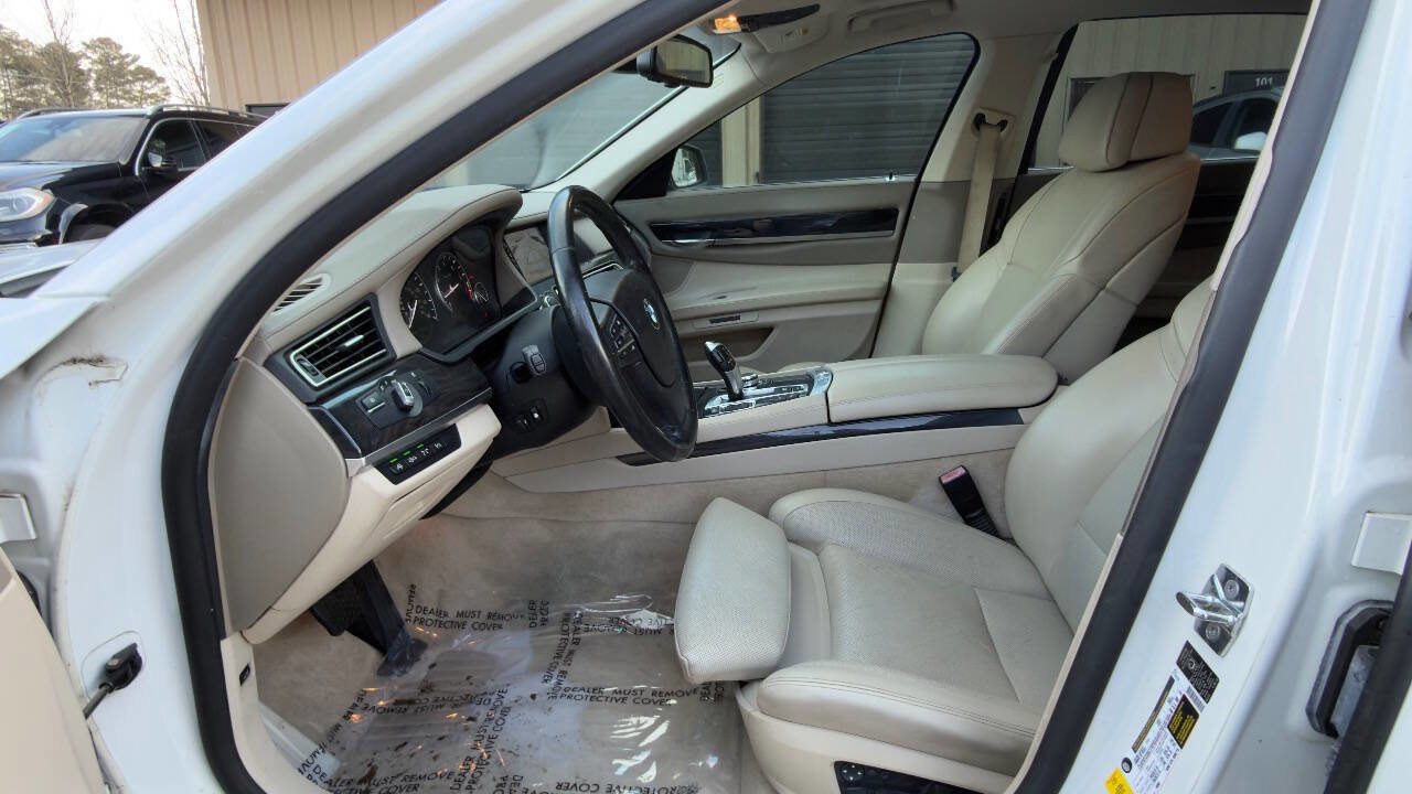 Used 2009 BMW 750Li image 24