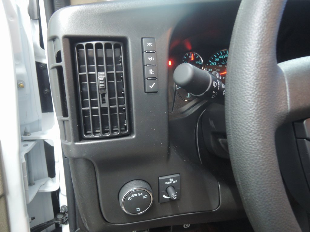 New 2026 Chevrolet Express 2500 Work Van w/ Driver Convenience Package image 20