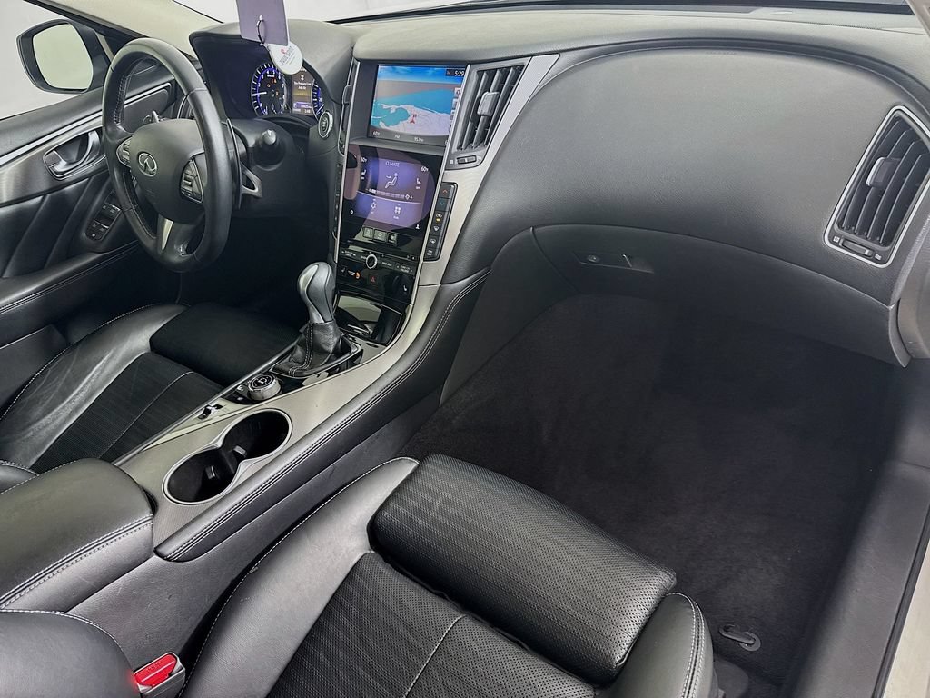 Used 2015 INFINITI Q50 w/ Navigation Package RWD image 36