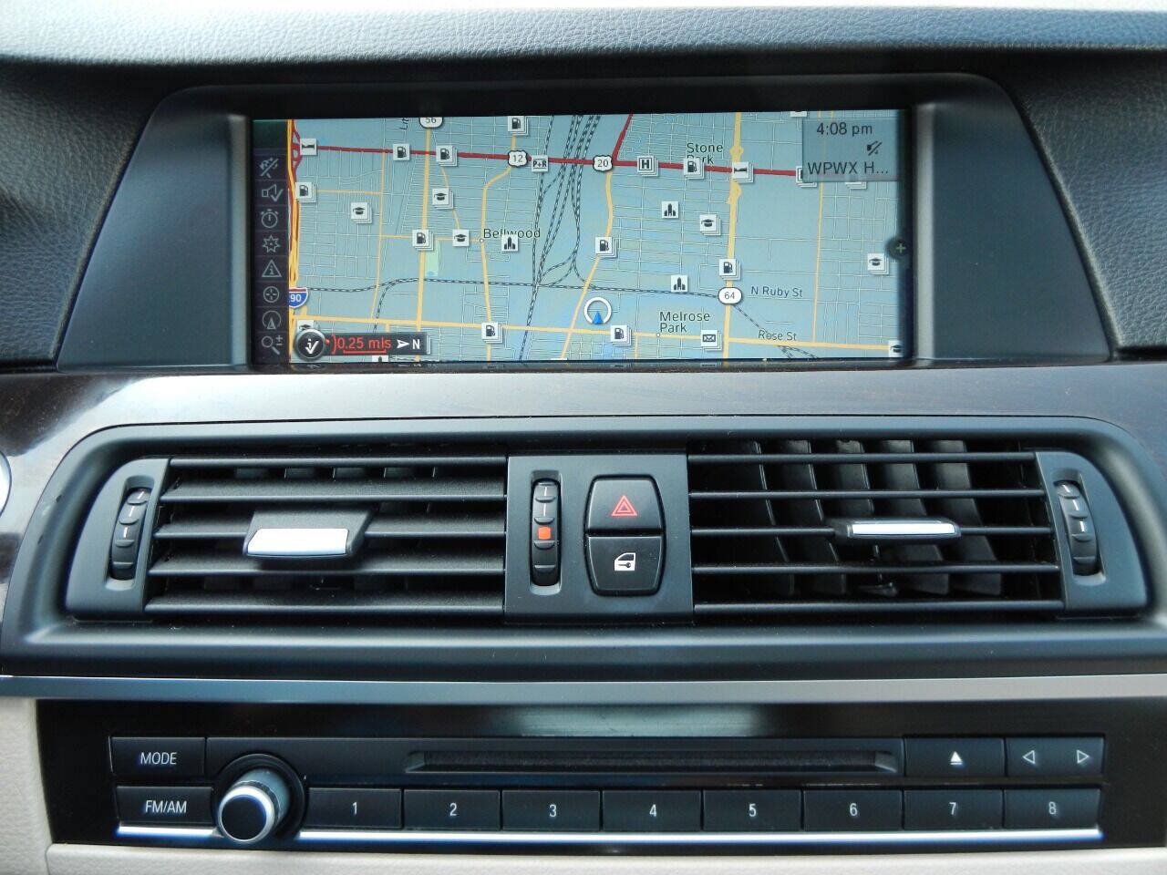 Used 2012 BMW 550i xDrive Sedan AWD/4WD image 38
