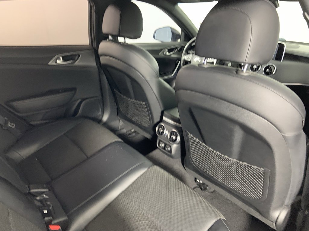 Used 2018 Kia Stinger GT image 24